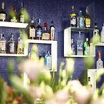 Hotel & Co 4*