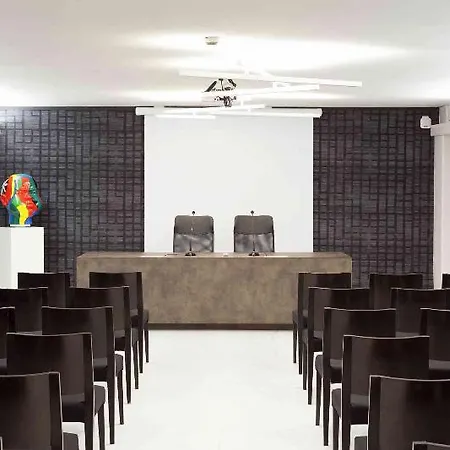 Отель & Co Albavilla