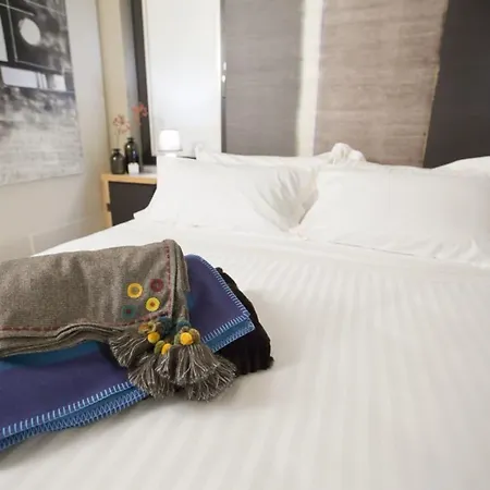 & Co Hotel 4*